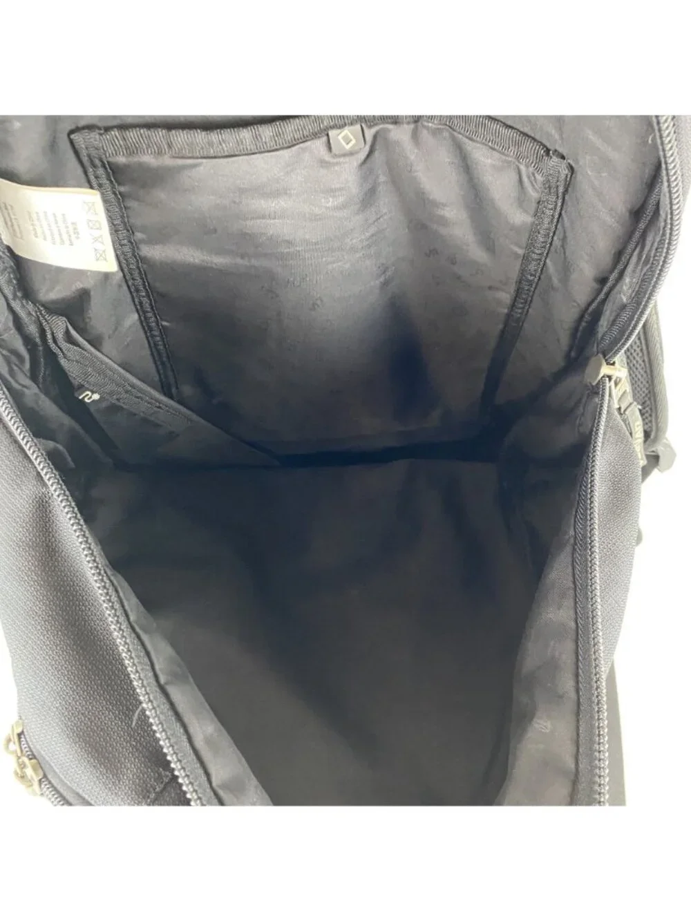 Unisex Hynes Eagle 15.6-inch Black Business Laptop Backpack College School